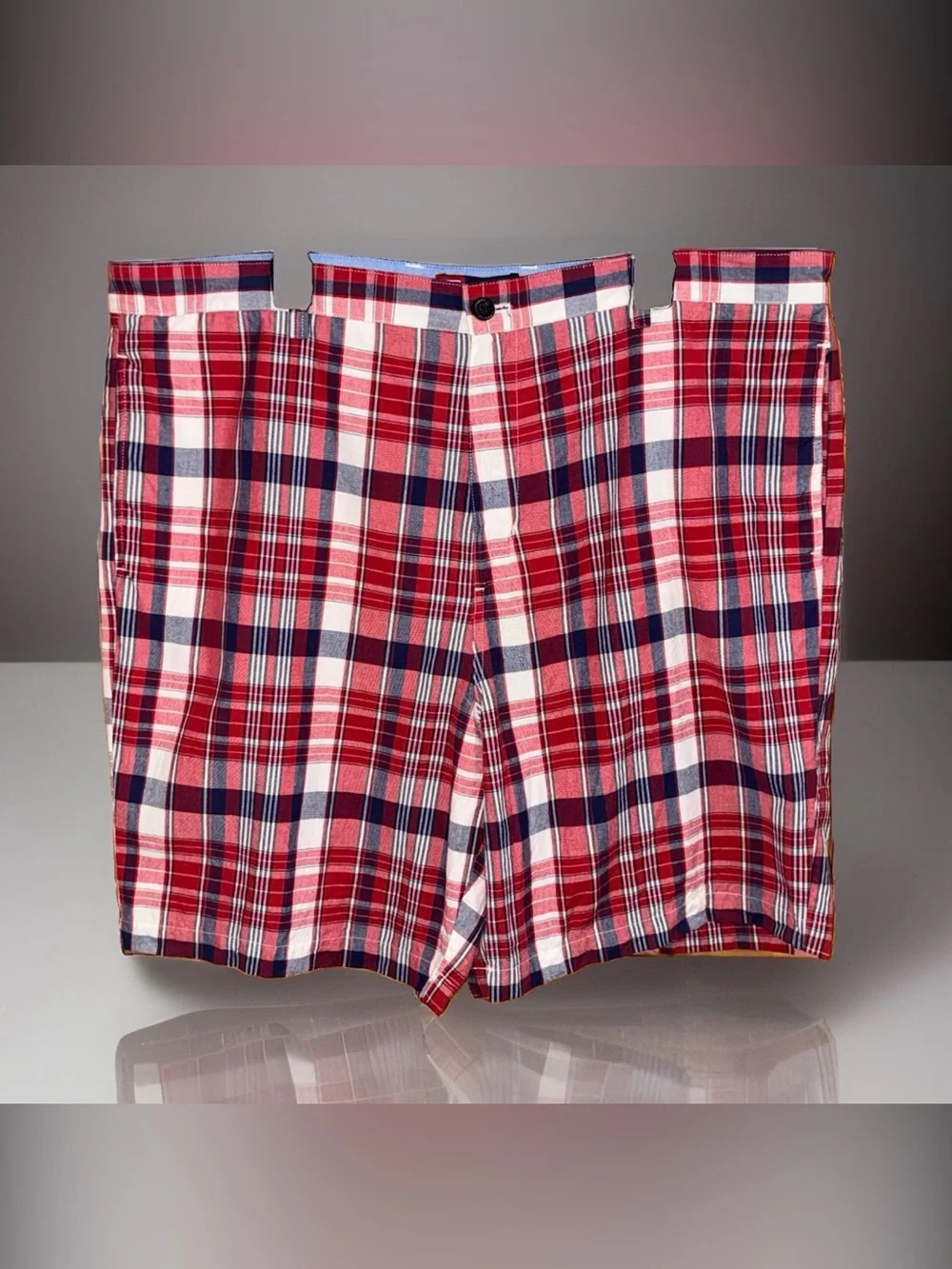 Chaps Men’s Red White and Navy Plaid Men's Flat Front Shorts42-EC